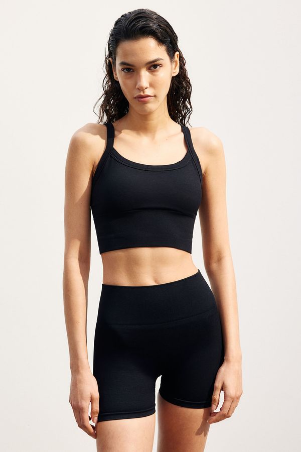 Hotpants de deporte seamless en DryMove™