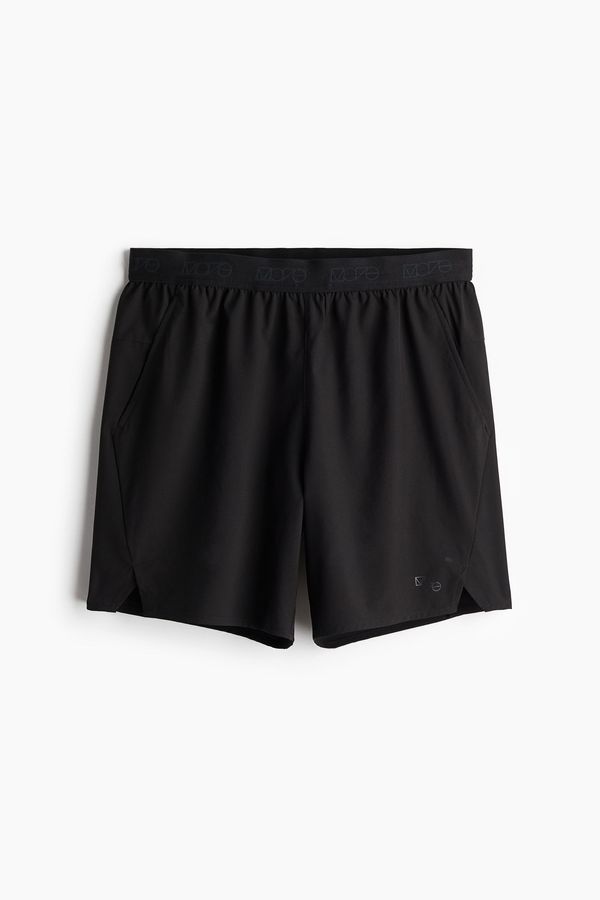 Short de deporte 2 en 1 en DryMove™