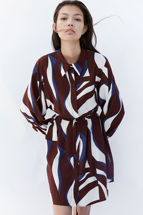 Vestido camisero con cinturón