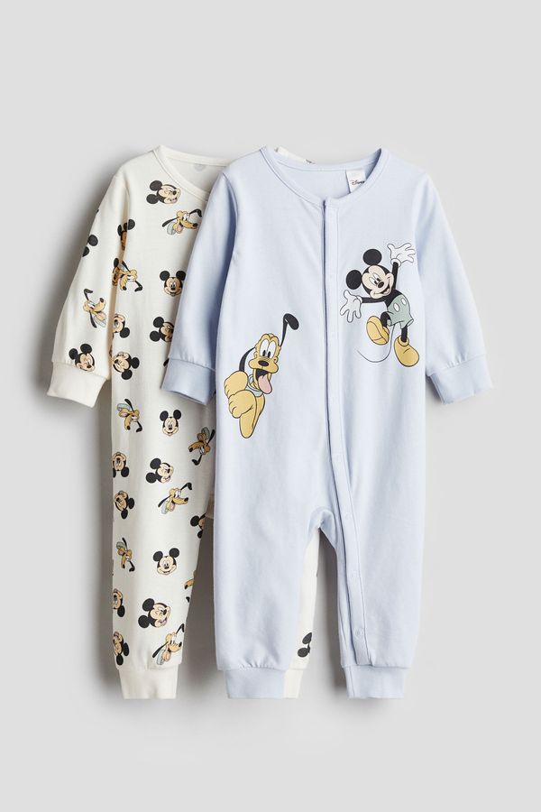 Pack de 2 pijamas con diseño estampado