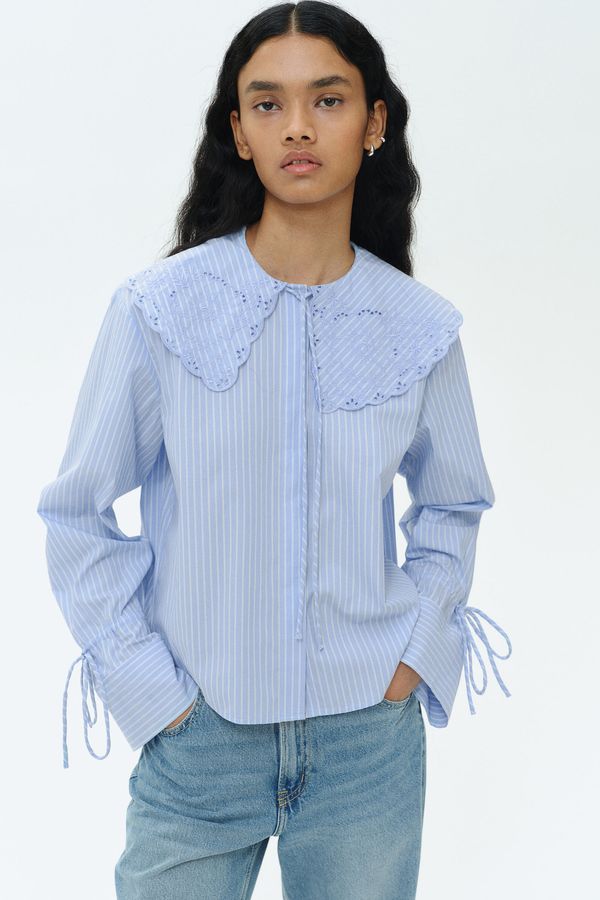 Blusa de popelina con broderie