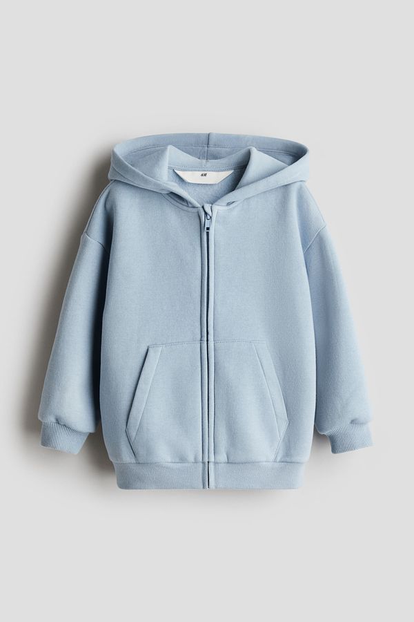 Casaca polera con capucha