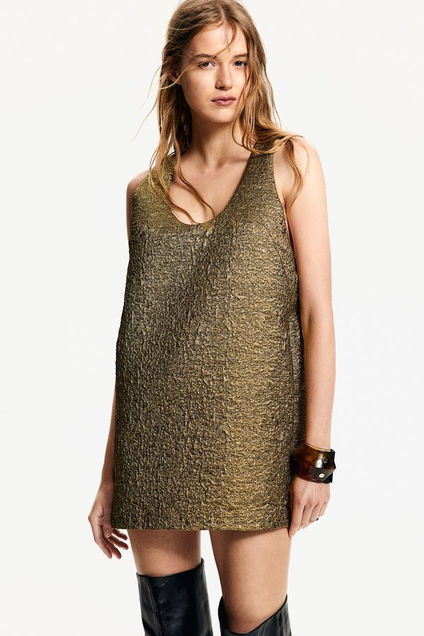 Vestido brillante en tejido jacquard