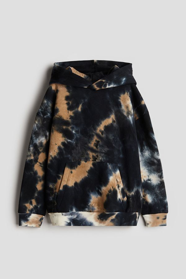 Polera con capucha