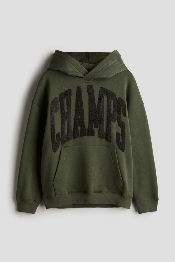 Polera con capucha