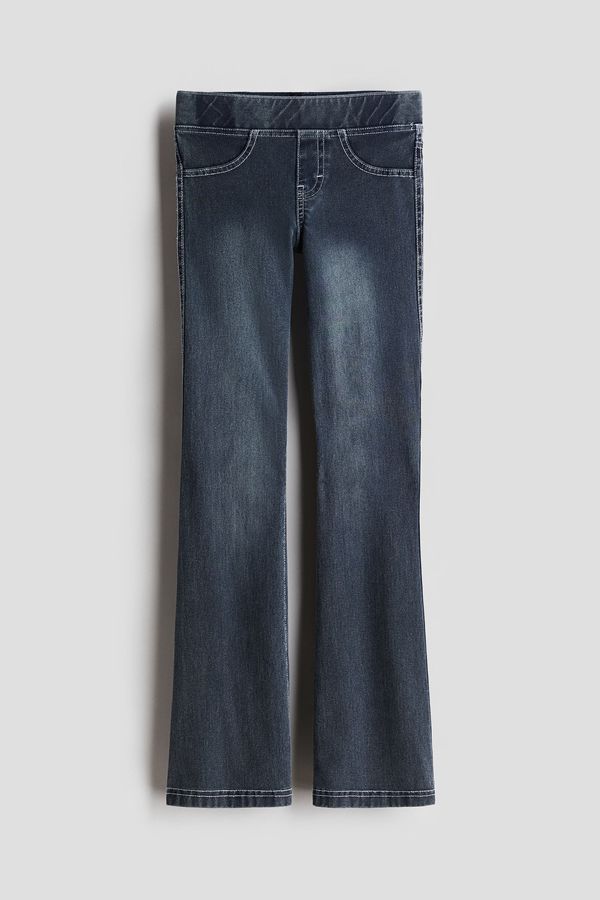 Pantalón acampanado de punto