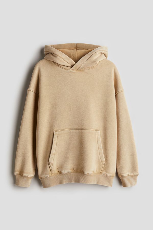 Polera con capucha