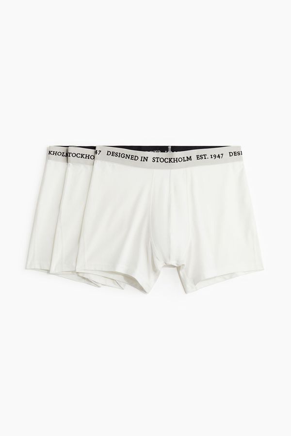 Pack de 3 calzoncillos trunk con Lycra®