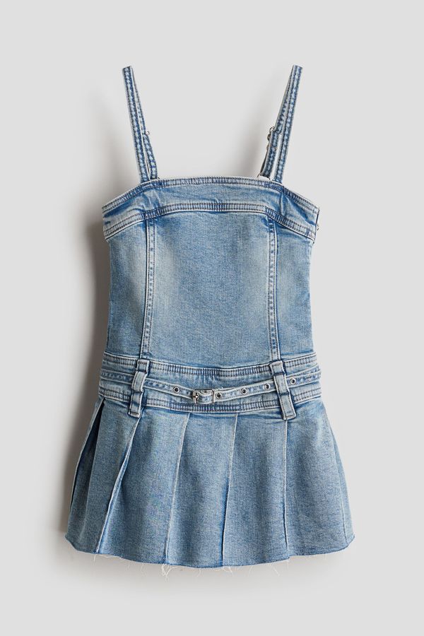 Vestido denim con tirantes delgados