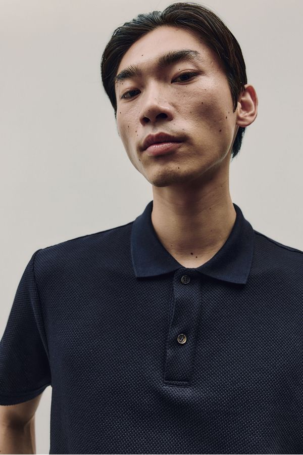Polo camisero texturizado tejido Regular Fit