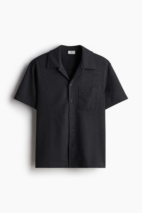 Camisa en punto con textura Regular Fit