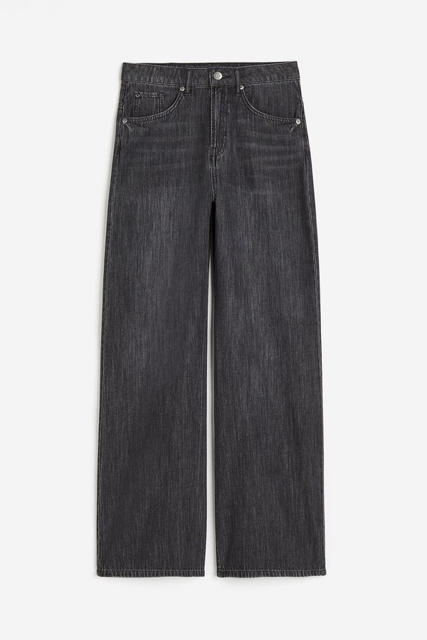 Feather Soft Straight Regular Jeans